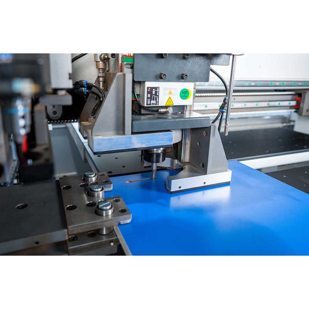 Protočni CNC stroj KDT KD-610 H